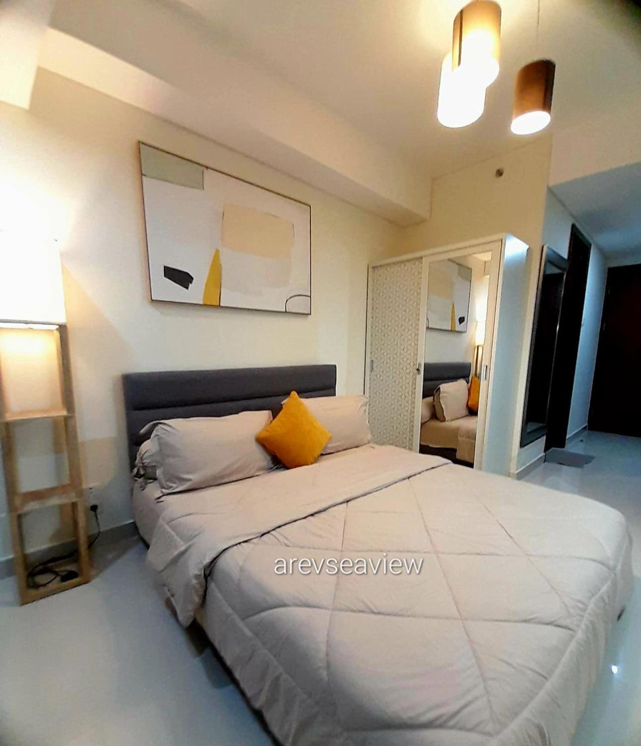 Arev Seaview At Pollux Habibie Bluhen Tower 2502 Apartemen *